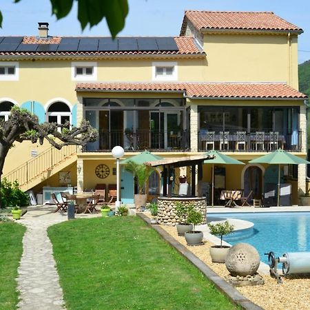 Au Grand Bonheur Bed & Breakfast Besseges Bagian luar foto