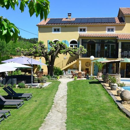 Au Grand Bonheur Bed & Breakfast Besseges Bagian luar foto